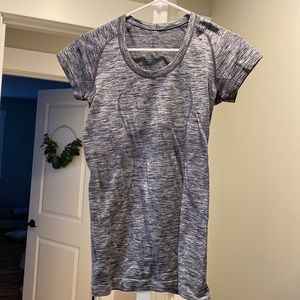 Swiftly Tech Short Sleeve Shirt